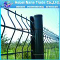 Curvy welded wire mesh fence with 3 folds welded wire mesh fence